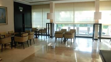 Sala de estar en el lobby
