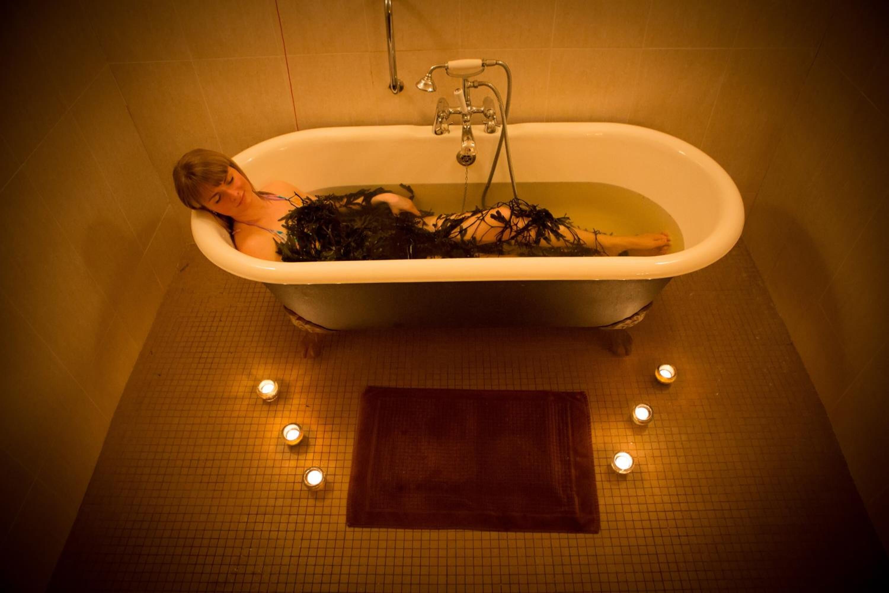 body treatments, body wraps, body scrubs, facials