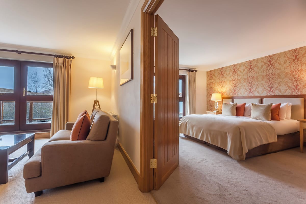 1 bedroom, premium bedding, desk, iron/ironing board