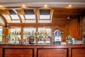 Bar (en el alojamiento)