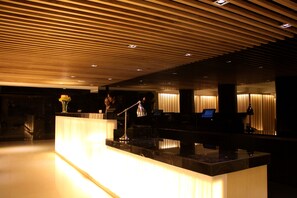 Check-in/check-out kiosk - Hotel Vista Express (Bangkok)