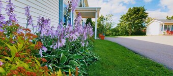 Sherwood Inn and Motel