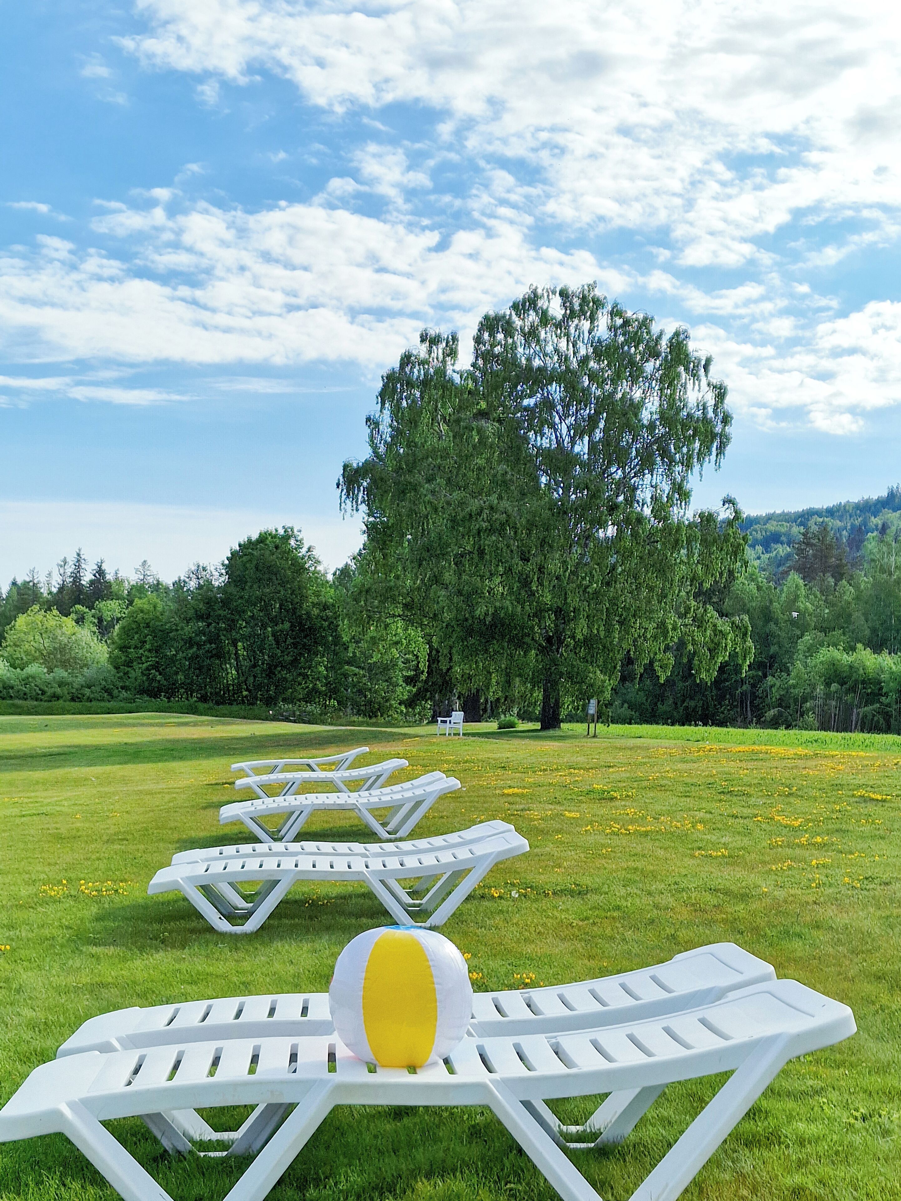 Pantai persendirian, kerusi lepak pantai, memancing 