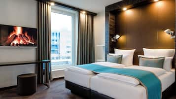 Premium bedding, desk, soundproofing, free WiFi