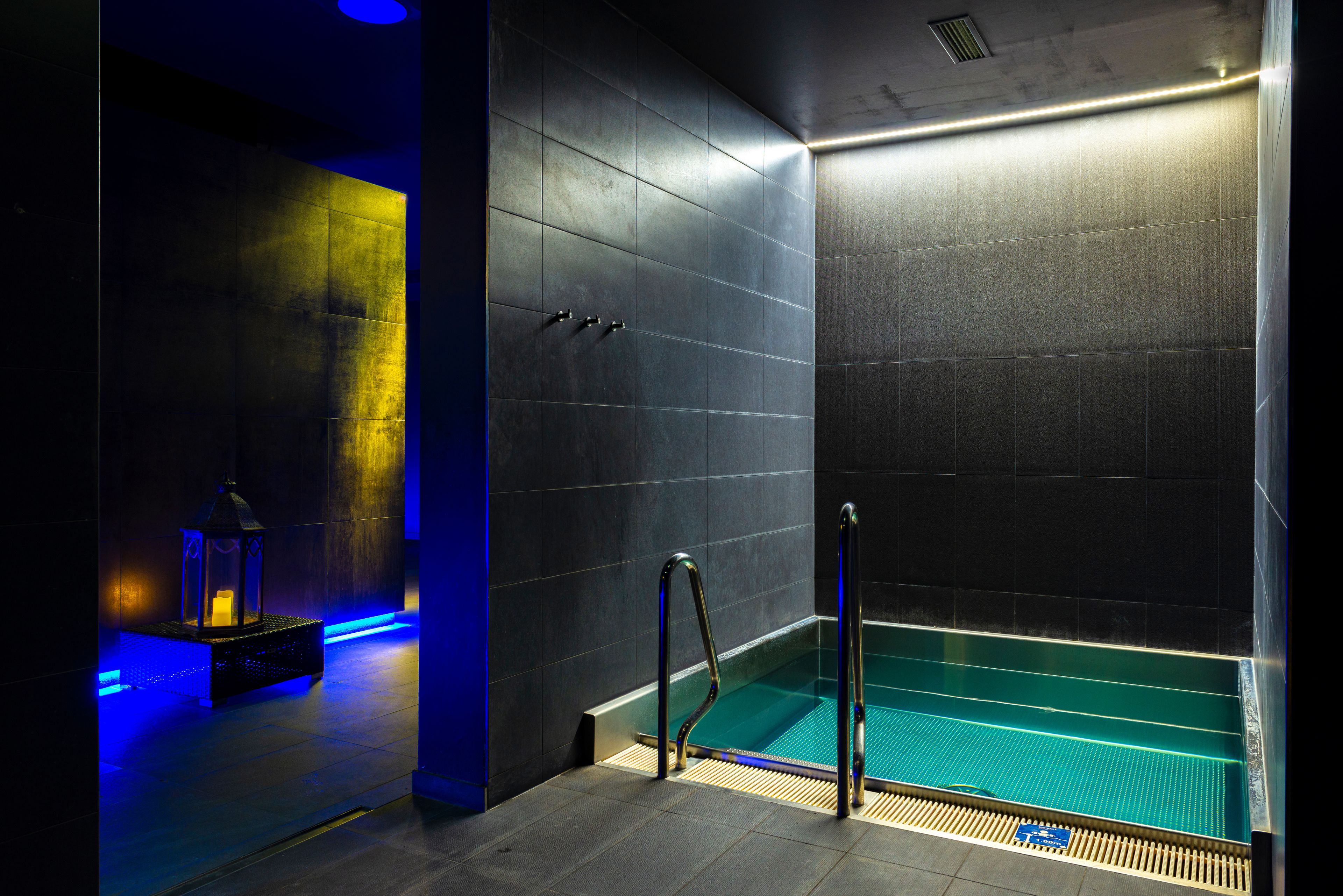 Indoor pool, outdoor pool, pool umbrellas, sun loungers