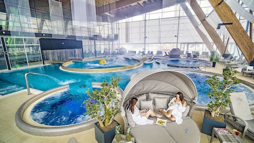 Hotel AquaCity Seasons