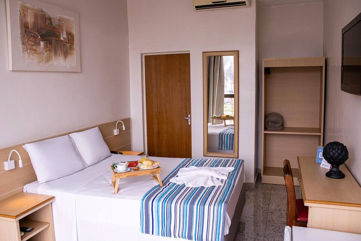 Minibar, desk, free WiFi, bed sheets