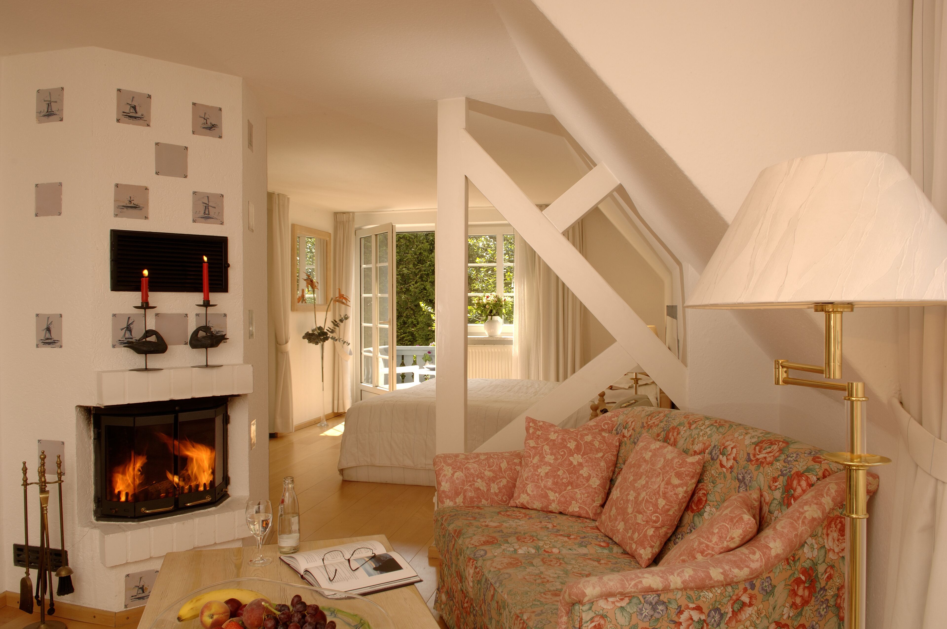 Suite | Living area | TV