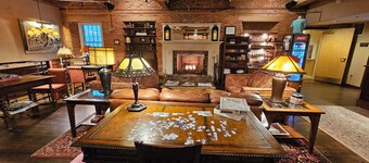 The Common Man Inn & Restaurant