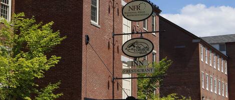 Bagian depan properti