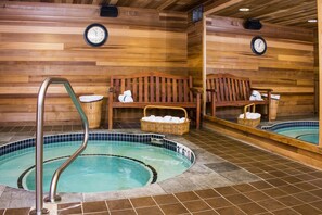 室内 SPA 浴缸
