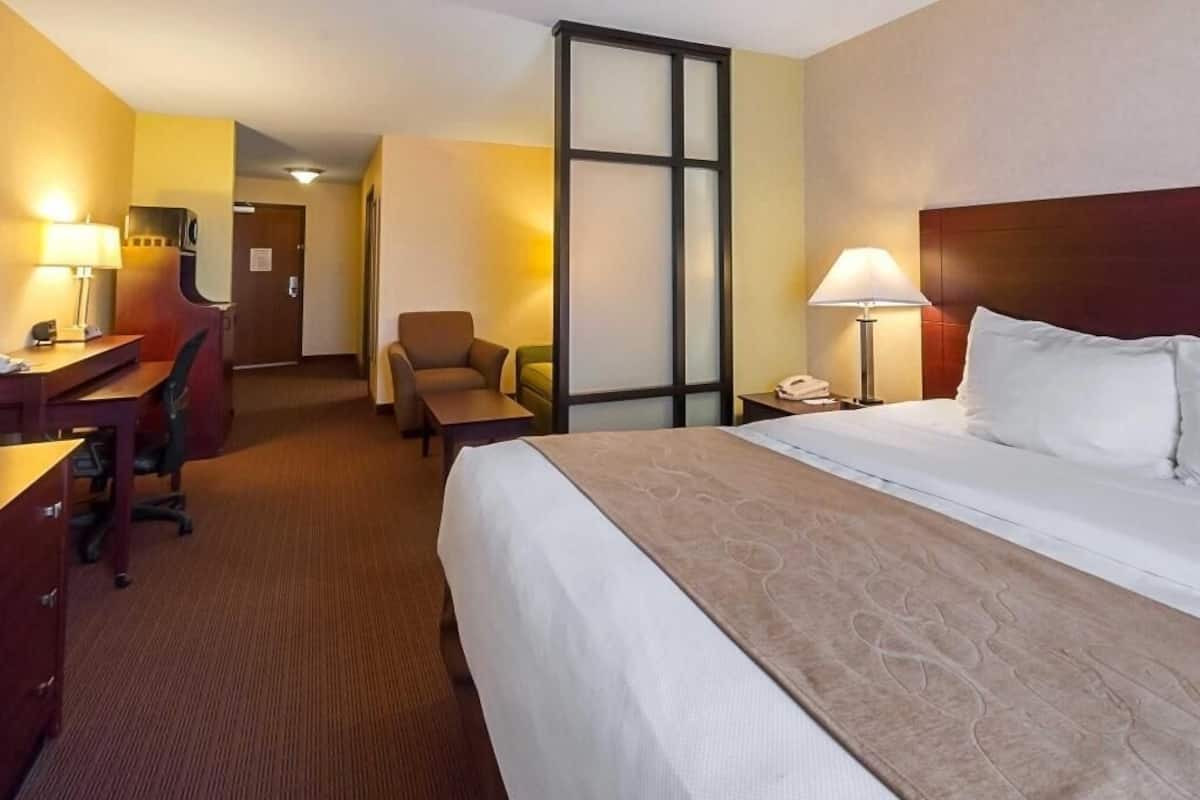 Pillow-top beds, desk, laptop workspace, iron/ironing board