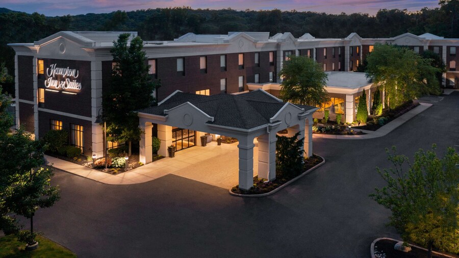 Hampton Inn & Suites Hartford/Farmington