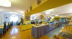 Breakfast area - Ruleta Hostal Ok (Sant Antoni de Portmany)