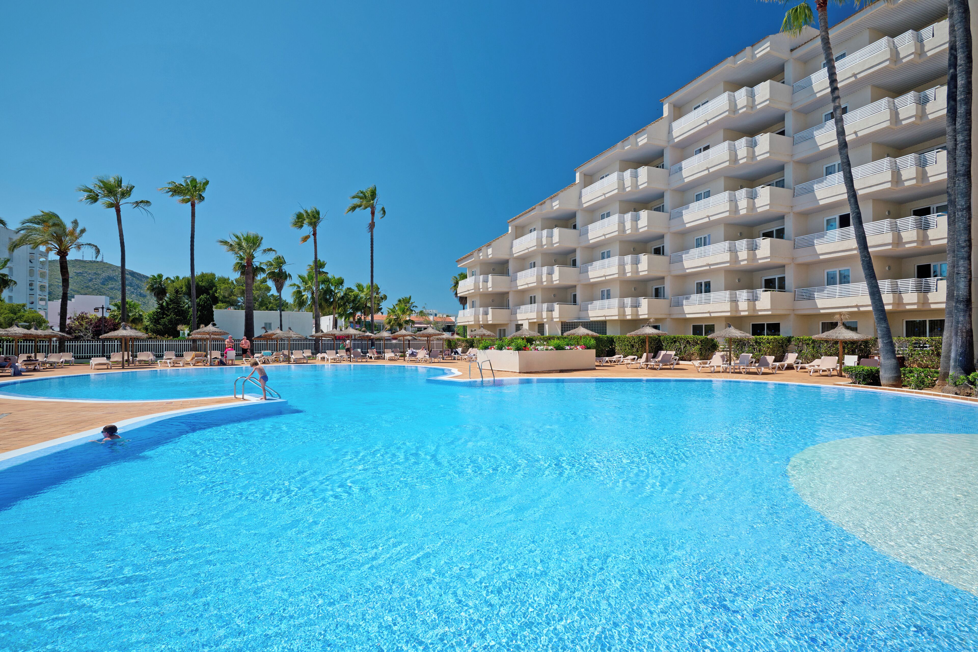 indoor pool, outdoor pool, pool loungers