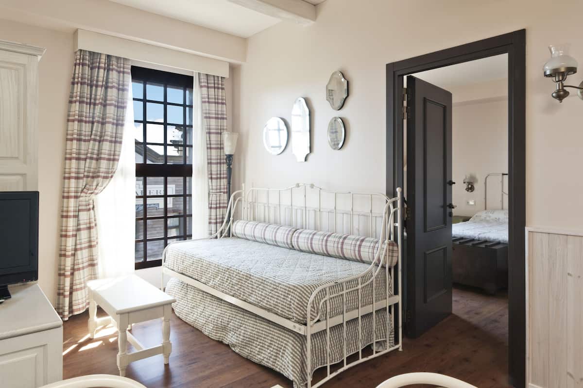 1 bedroom, minibar, in-room safe, desk