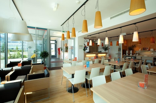 Hotel Orange Wings Wiener Neustadt