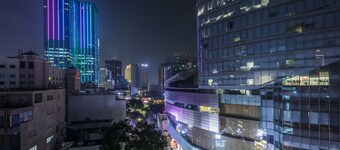 Amanaki Saigon Boutique Hotel