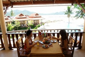 Restaurant - Buritara Resort and Spa, Phangan (Ko Pha-ngan)