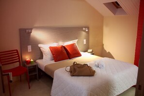 Individually decorated, individually furnished, blackout drapes - VVF Collonges-la-Rouge (Collonges-la-Rouge)