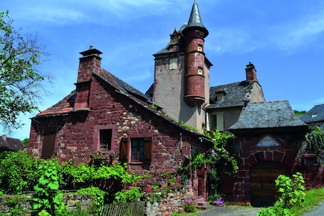 Randonnée. VVF Collonges-la-Rouge
