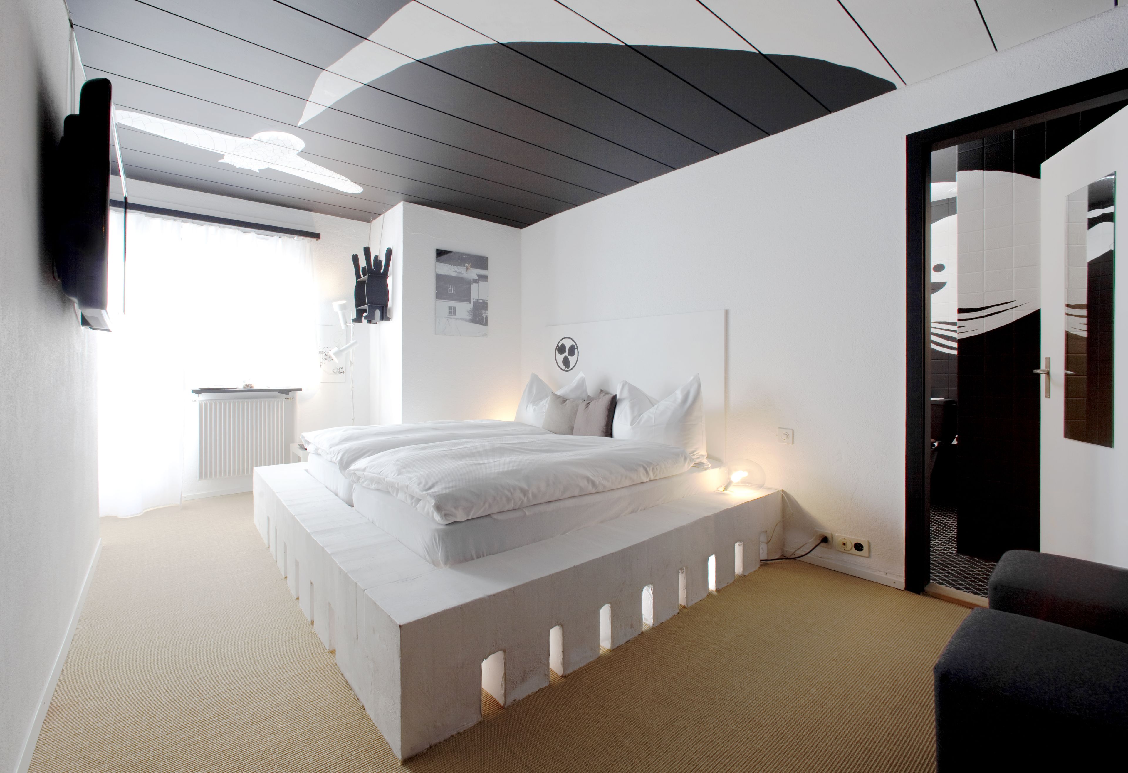 Brand Room with Double bed | Premium bedding, individually decorated, iron/ironing board, free WiFi