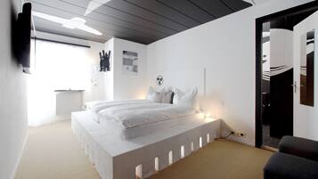 Brand Room with Double bed | Premium bedding, individually decorated, iron/ironing board, free WiFi