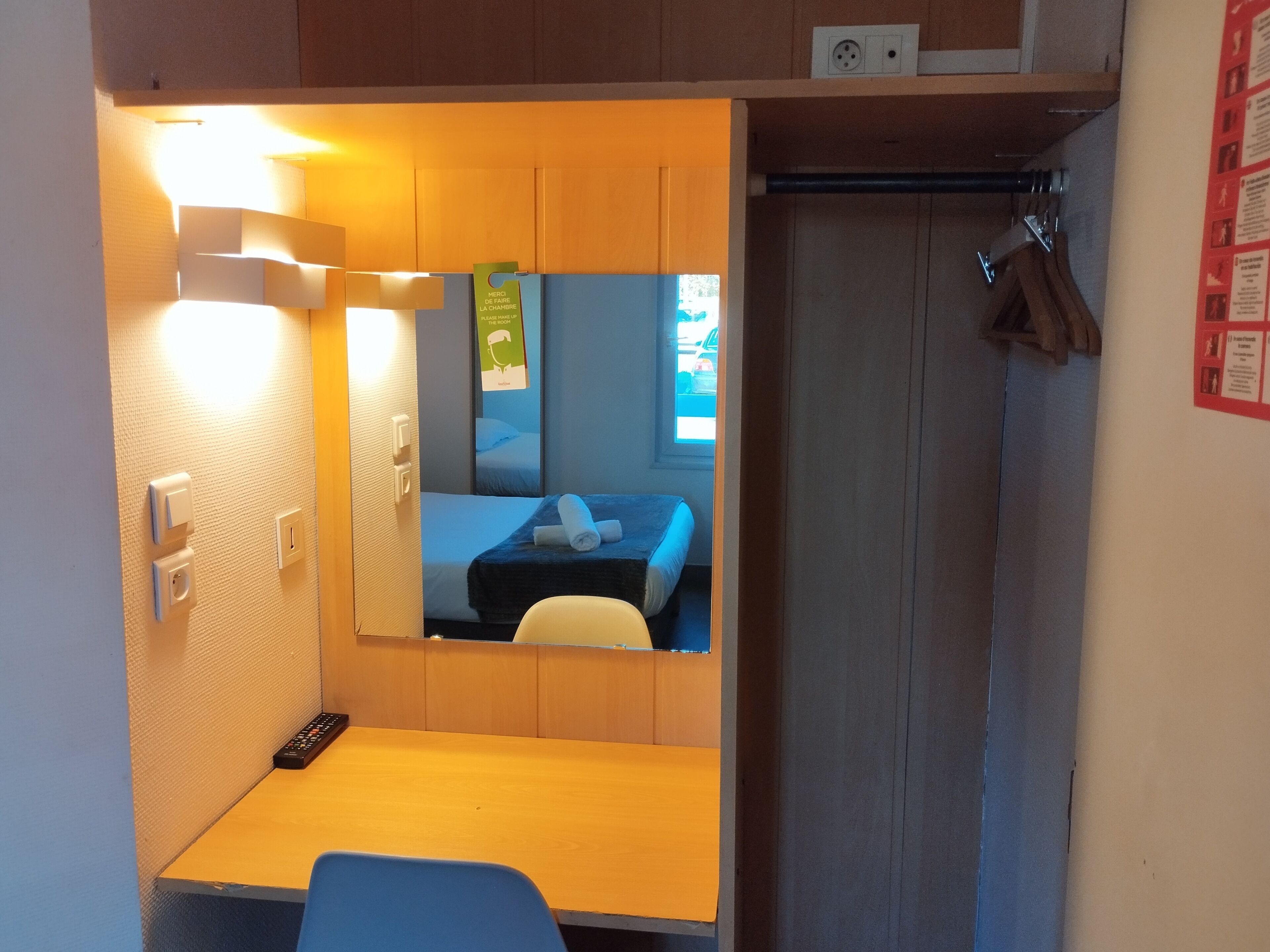 Double Room, Private Bathroom | Individually decorated, desk, laptop workspace, blackout drapes