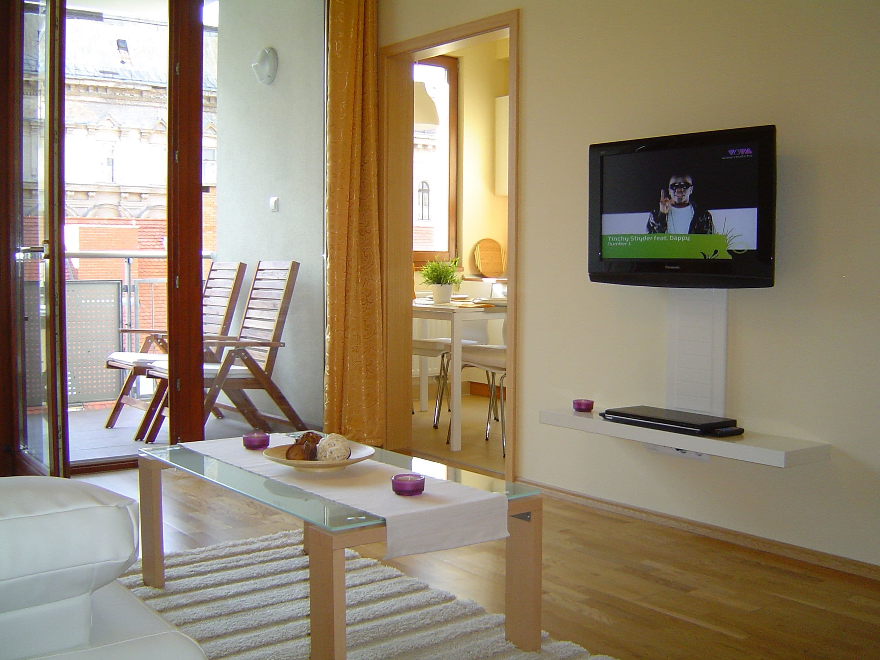 42-inch flat-screen TV with cable channels, TV