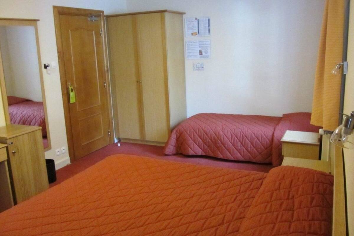 Comfort Triple Room