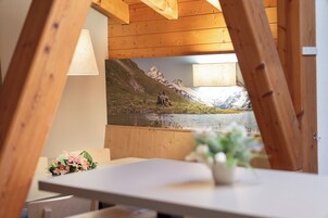 Apartment, Non Smoking | Hypo-allergenic bedding, pillowtop beds, minibar, cribs/infant beds