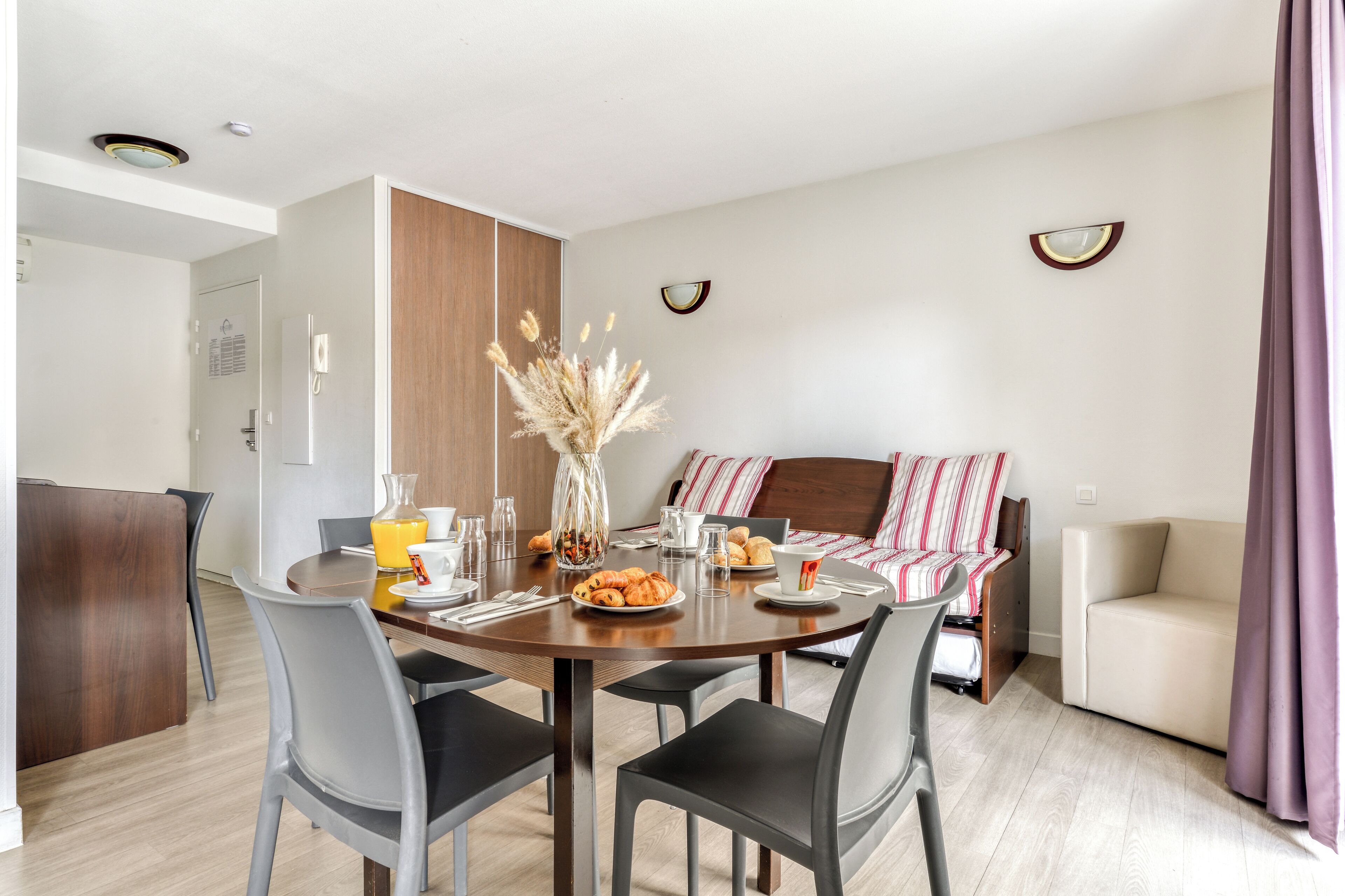 Appartement, 2 slaapkamers (1 à 6 personnes) | Woonruimte | Flatscreentelevisie