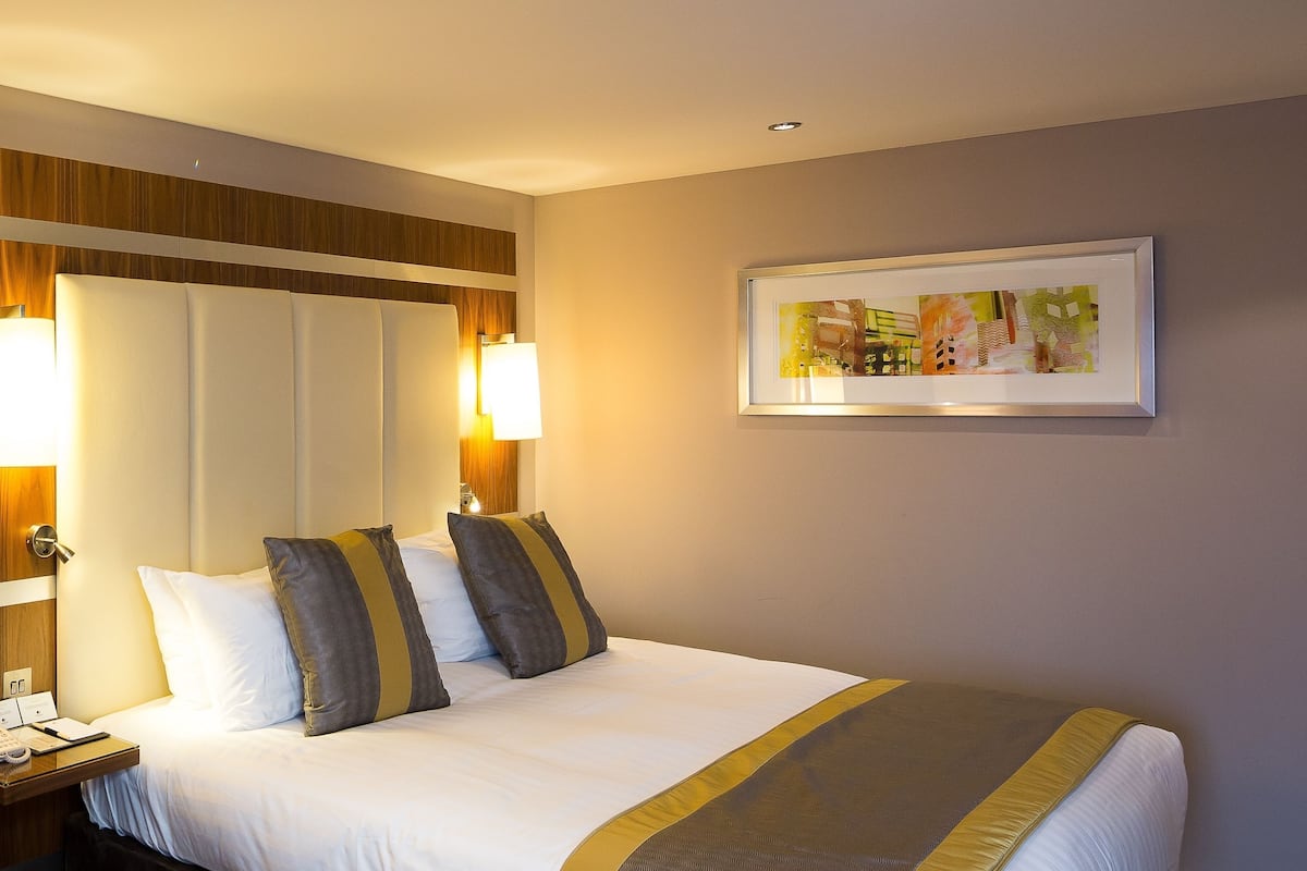 Allergiatestatut vuodevaatteet, tallelokero huoneessa