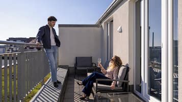Apartment, 2 Bedrooms | Terrace/patio