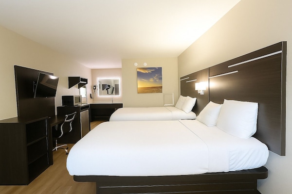 Standard Room, 2 Double Beds | Desk, blackout drapes, soundproofing, free WiFi