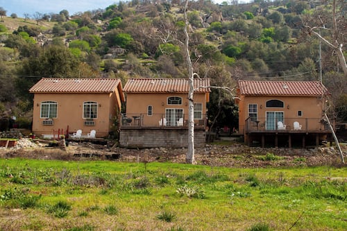 Family Cabin, River Front, River View, Deck #6 | Terrace/patio