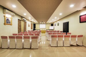 Business center - Hotel Rama Heritage (Nashik)