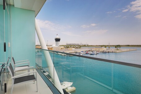 W Abu Dhabi Yas Island - Image 15