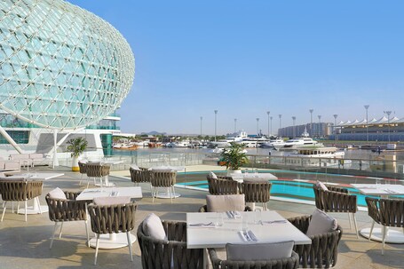 W Abu Dhabi Yas Island - Image 49