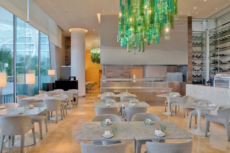 W Abu Dhabi Yas Island - Image 107