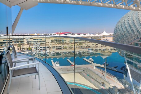 W Abu Dhabi Yas Island - Image 4