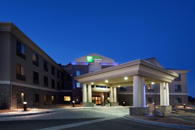 Holiday Inn Express & Suites Los Alamos Entrada Park by IHG