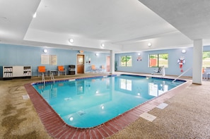 Piscine intérieure