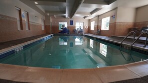 Pool - Holiday Inn Express & Suites Seattle North - Lynnwood by IHG (Lynnwood)