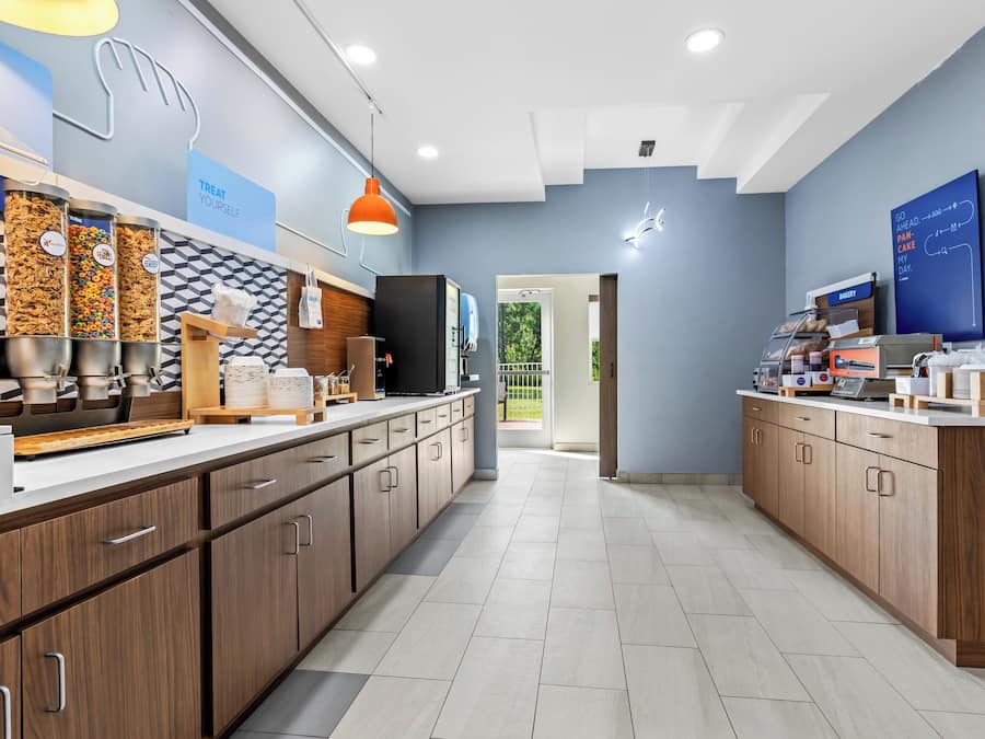 Café da manhã com buffet grátis