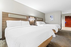 Standard Room, 2 Queen Beds | Desk, blackout drapes, iron/ironing board, free WiFi - Holiday Inn Express Hotel & Suites FLORENCE NORTHEAST by IHG (Florence)
