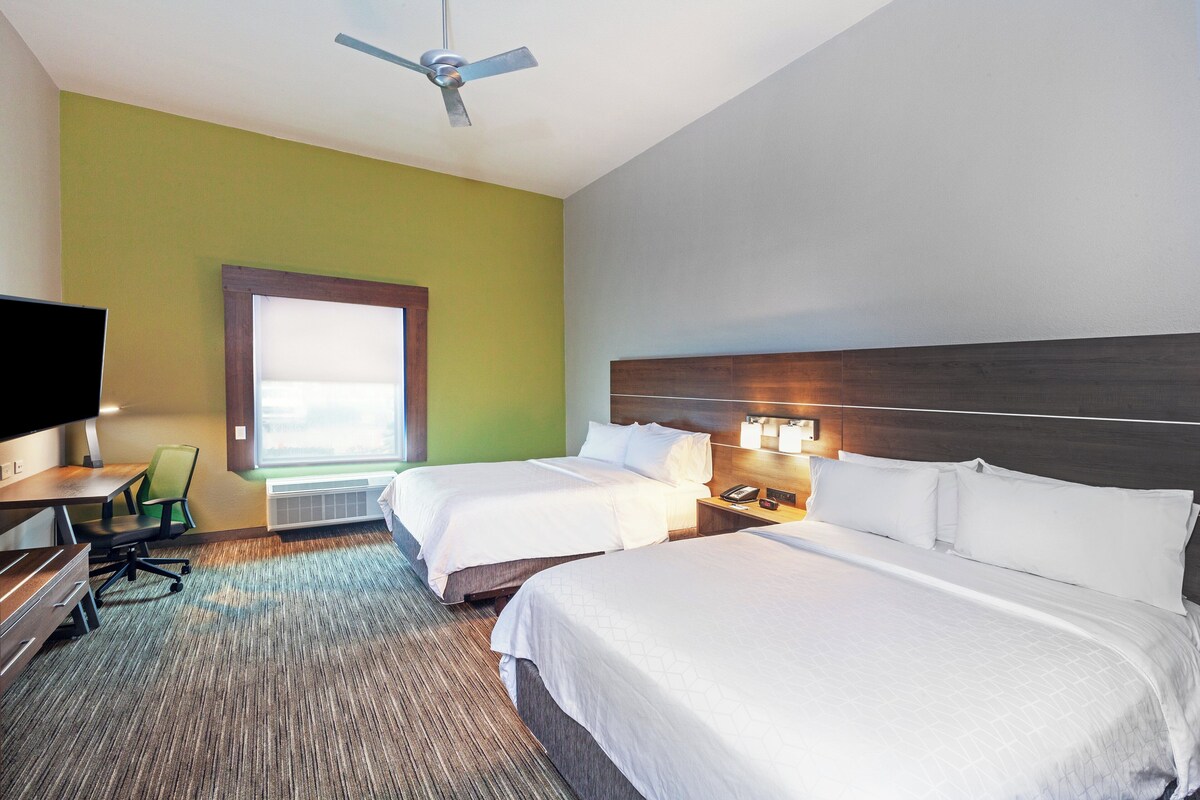 In-room safe, desk, blackout drapes, iron/ironing board