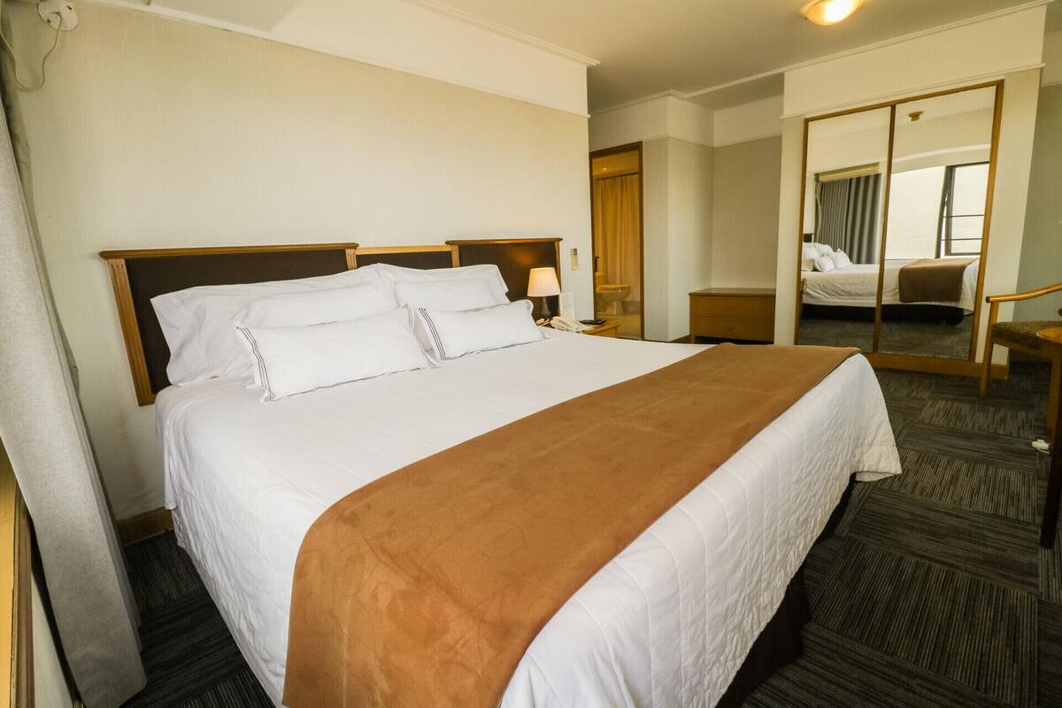 1 bedroom, down comforters, minibar, in-room safe