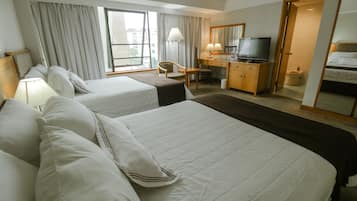 Standard Twin Room, 2 Twin Beds | 1 bedroom, down comforters, minibar, in-room safe