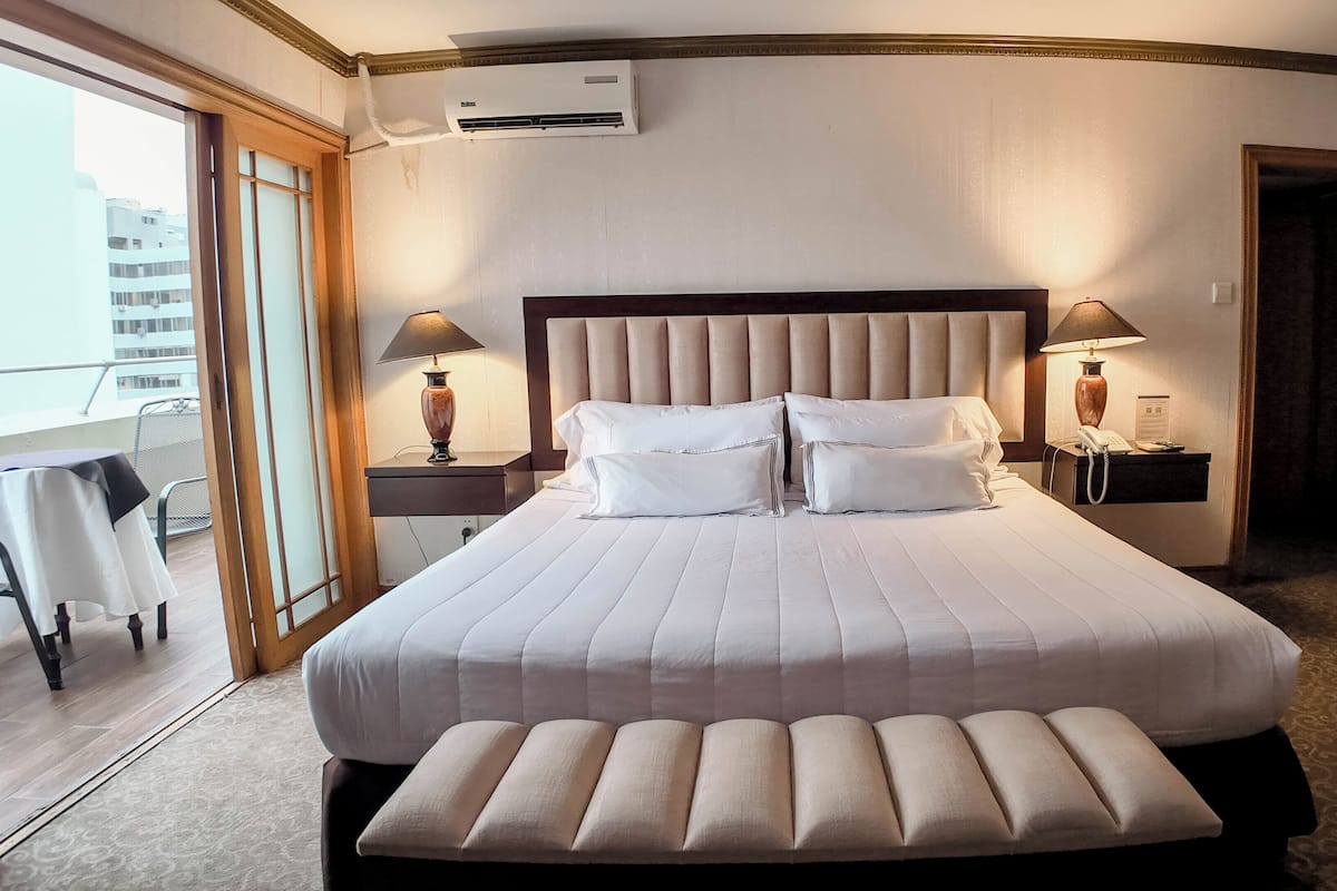 Presidential Suite | 1 bedroom, down comforters, minibar, in-room safe